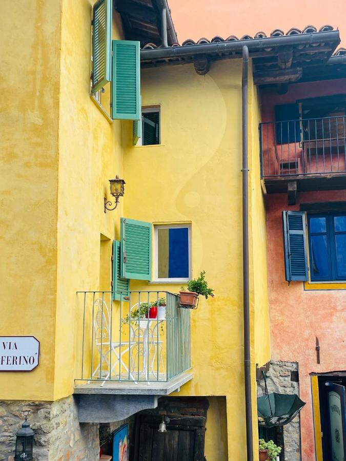 La Gialla Di Via Silvano 12 Monforte dʼAlba Eksteriør bilde